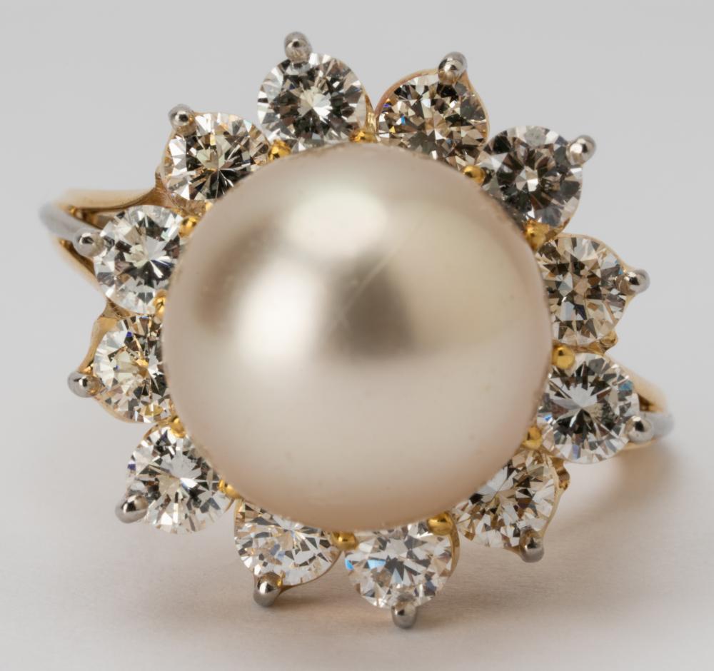 Appraisal: KARAT YELLOW GOLD DIAMOND CULTURED PEARL RINGCenter peg set with