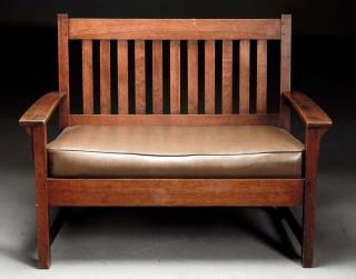 Appraisal: Limbert Bench Settee No Original drop in spring cushion seat