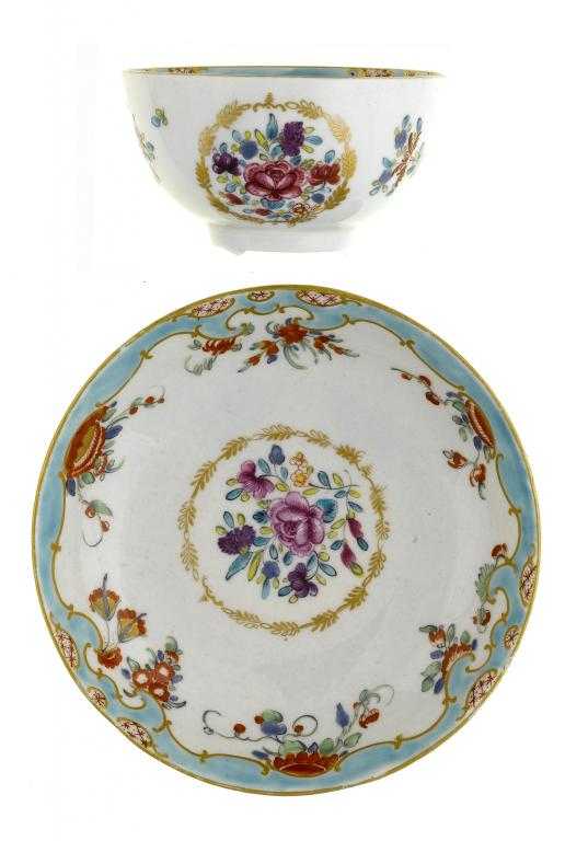 Appraisal: A WORCESTER 'COMPAGNIE DES INDES' STYLE TEA BOWL AND SAUCER