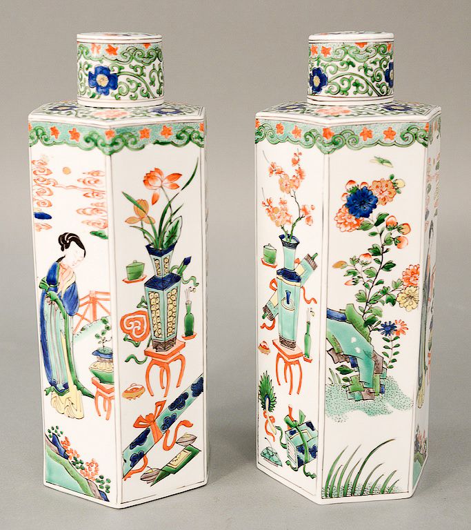 Appraisal: Pair of hexagonal Famille Verte covered jars China th century