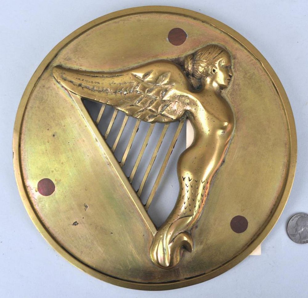 Appraisal: Round Brass Ship's Badge Irish Harp possibly HMS Hibernia diameter