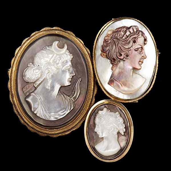 Appraisal: Diana ''The Huntress'' Cameo Collection A collection of three carved