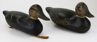 Appraisal: pr of Mason standard grade mallard duck hen decoys length