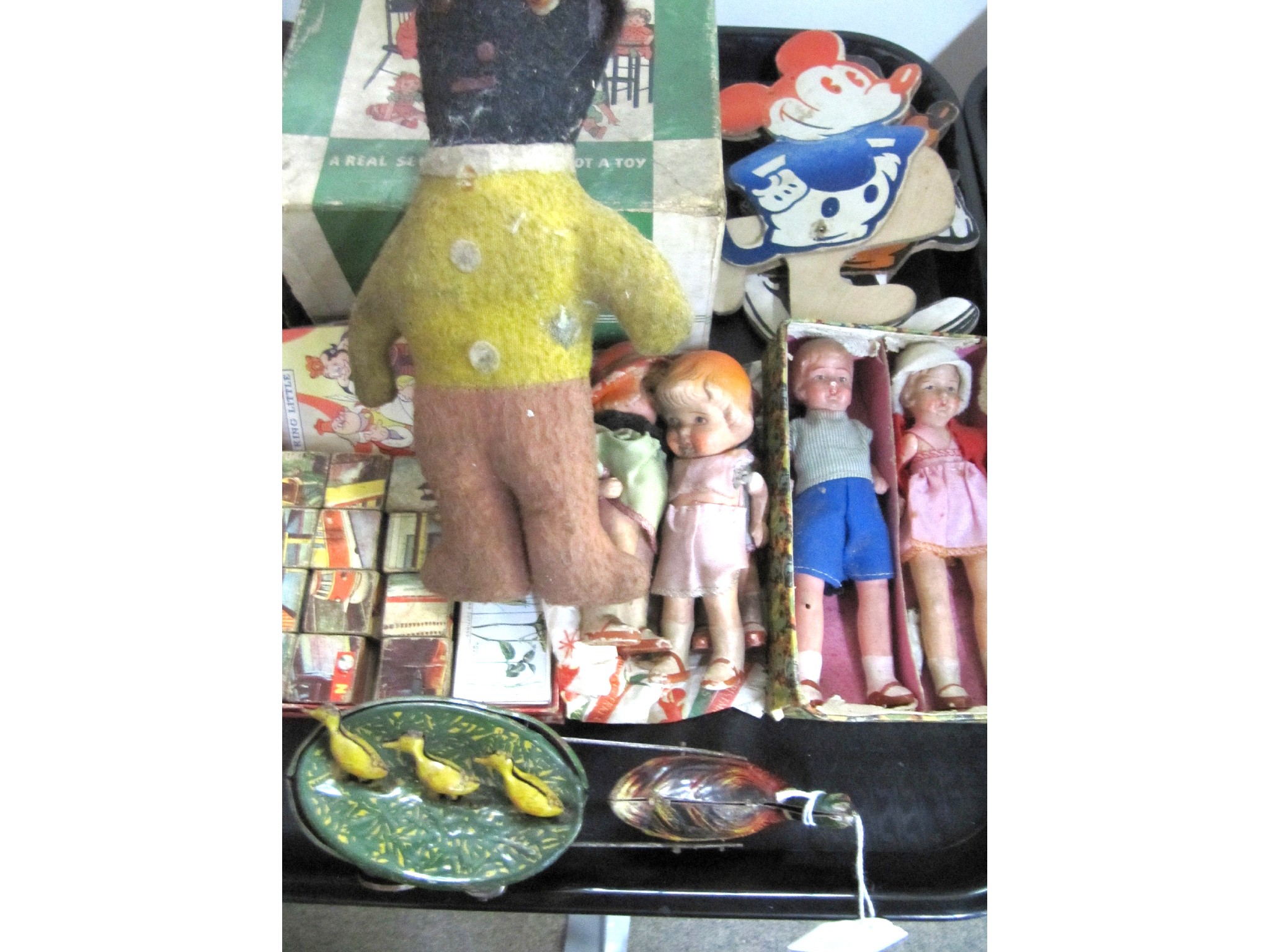 Appraisal: A tray lot of assorted toys including a Lehmann No