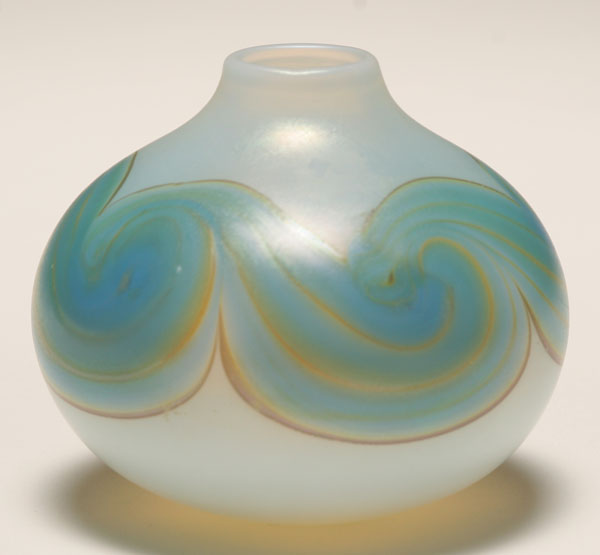 Appraisal: Mark Peiser American Studio art glass vase Iridescent bulbous form