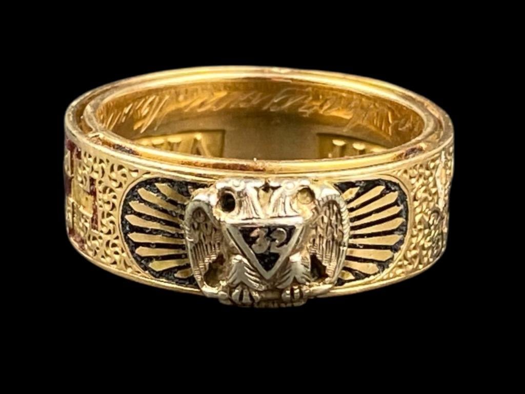 Appraisal: nd Degree K Gold Enamel Masonic RingWeight g Size