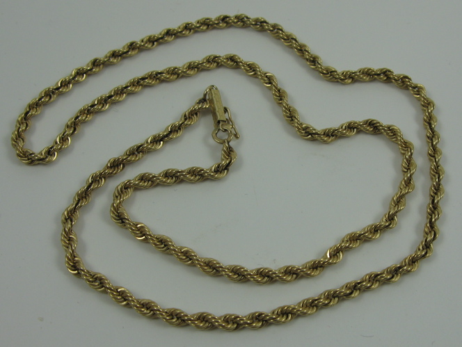 Appraisal: TEN KARAT YELLOW GOLD ROPE CHAIN - in length Weight