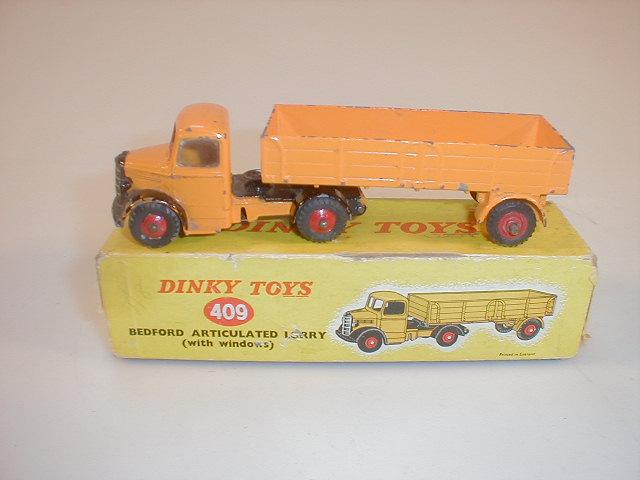 Appraisal: A Dinky Bedford artic lorry with windows orange with red