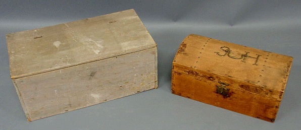 Appraisal: Primitive box with gray paint h x w x d