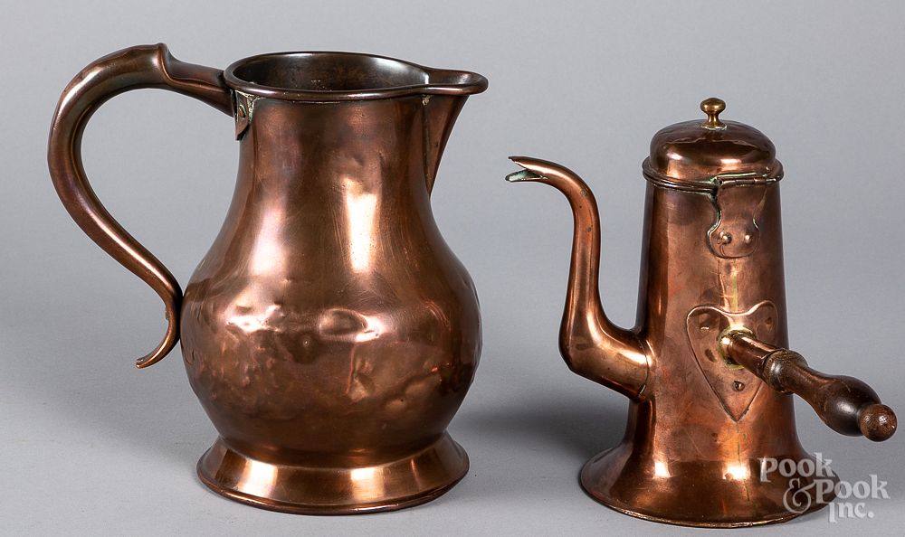 Appraisal: Dovetailed copper chocolate pot and pitcher Dovetailed copper chocolate pot