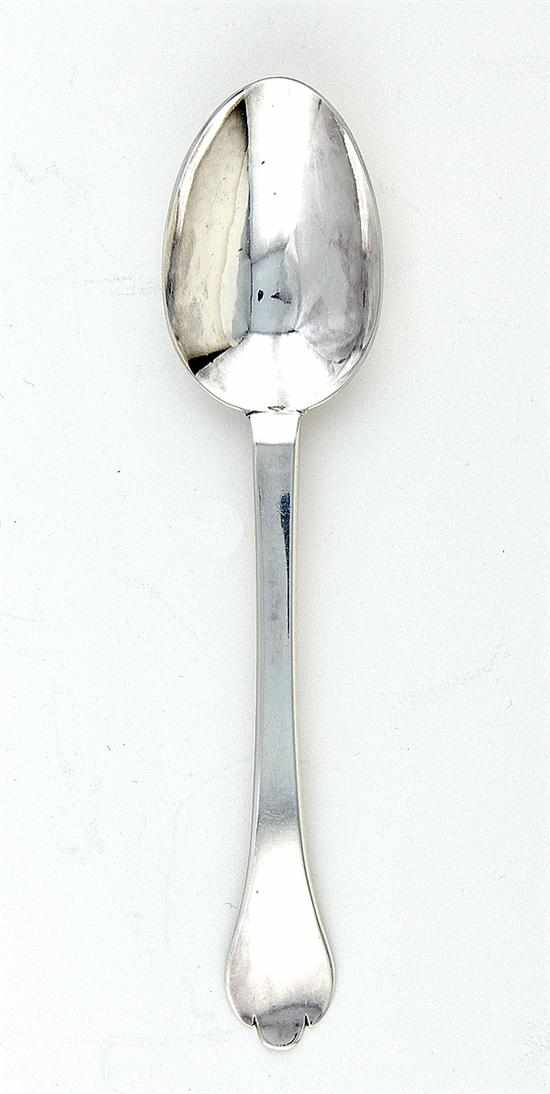 Appraisal: William III silver trefid spoon London dated rattail bowl and