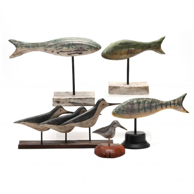 Appraisal: A GROUPING OF FIVE DECORATIVE CARVED DECOYS Late th century