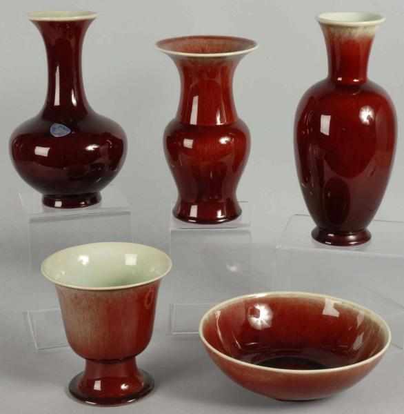 Appraisal: Lot of Catalina Pottery Pieces Description All in oxblood over