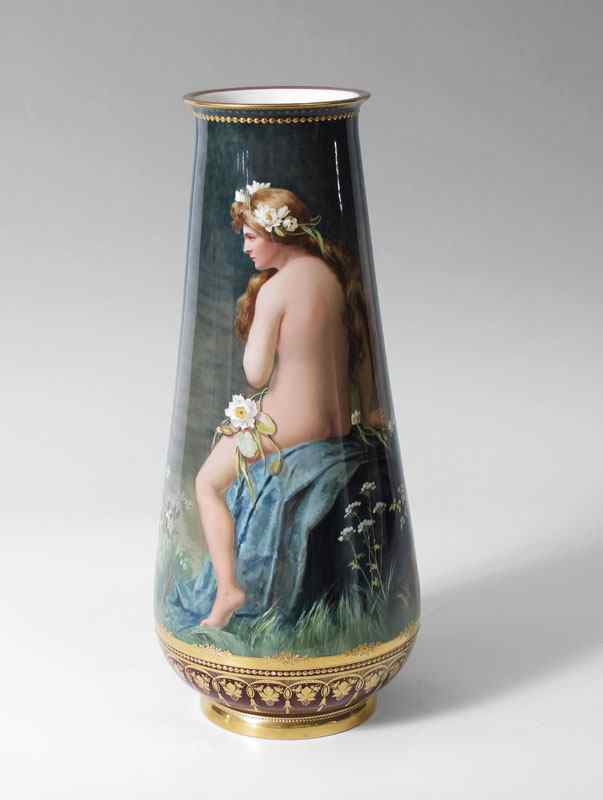 Appraisal: AN IMPORTANT ROYAL VIENNA VASE Hand painted with dominate image