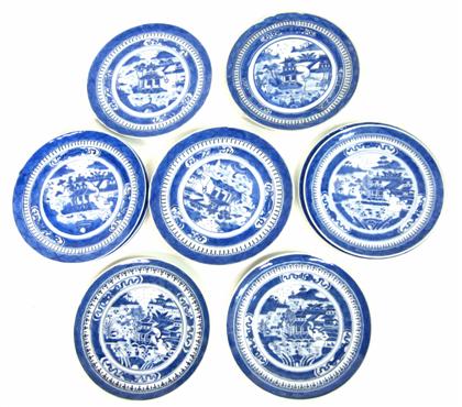 Appraisal: Assembled group of twelve Chinese Export Porcelain Nanking dinner plates