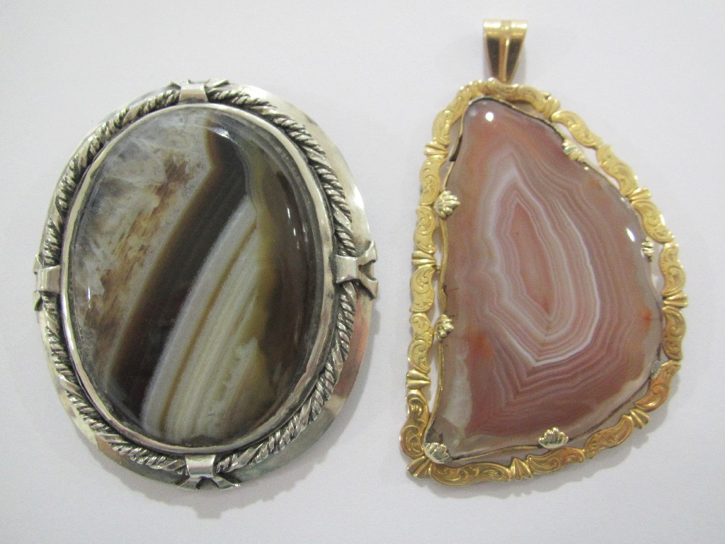 Appraisal: Lot comprising two Scottish striped agate pieces one brooch in