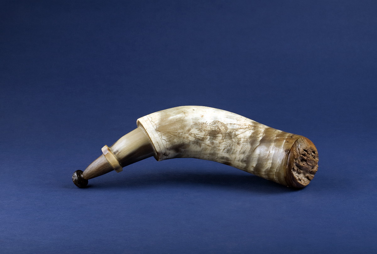 Appraisal: AMERICAN CARVED POWDER HORN WITH EAGLE AND SHIELD NINETEENTH CENTURY