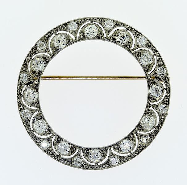 Appraisal: Edwardian platinum diamond circle pin Edwardian platinum diamond circle pin