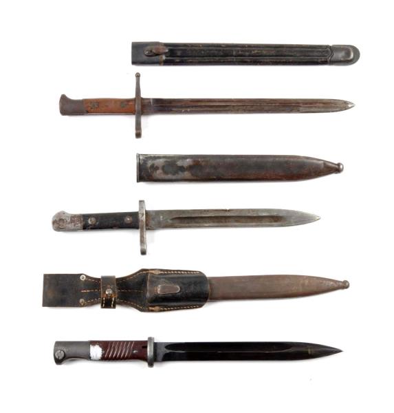 Appraisal: Lot Of European Bayonets German K bayonet and frog Minor