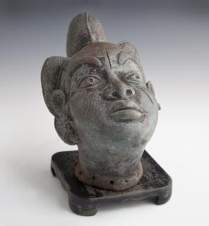 Appraisal: Diminutive African Benin Bronze Bust th c of a woman