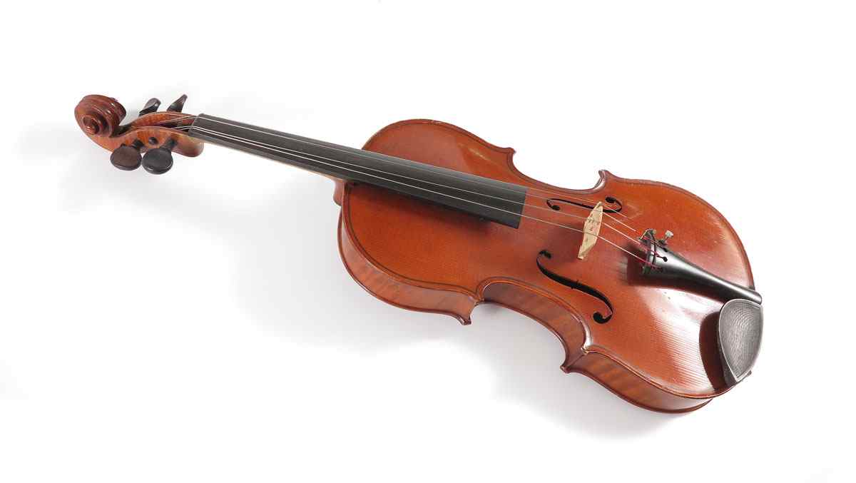 Appraisal: FRANZ EIBL GEIGEMAECHER VIOLIN WITH TWO BOWS German violin with