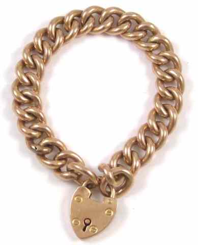 Appraisal: FOURTEEN KARAT GOLD CHAIN BRACELET The yellow gold chain is