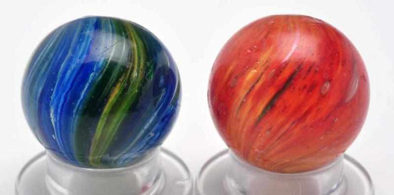 Appraisal: Lot of Onionskin Marbles Description Includes one marble in dark