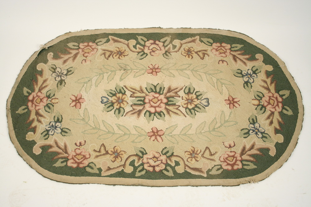 Appraisal: HOOKED RUG - ' x ' - Oval Hooked Rug