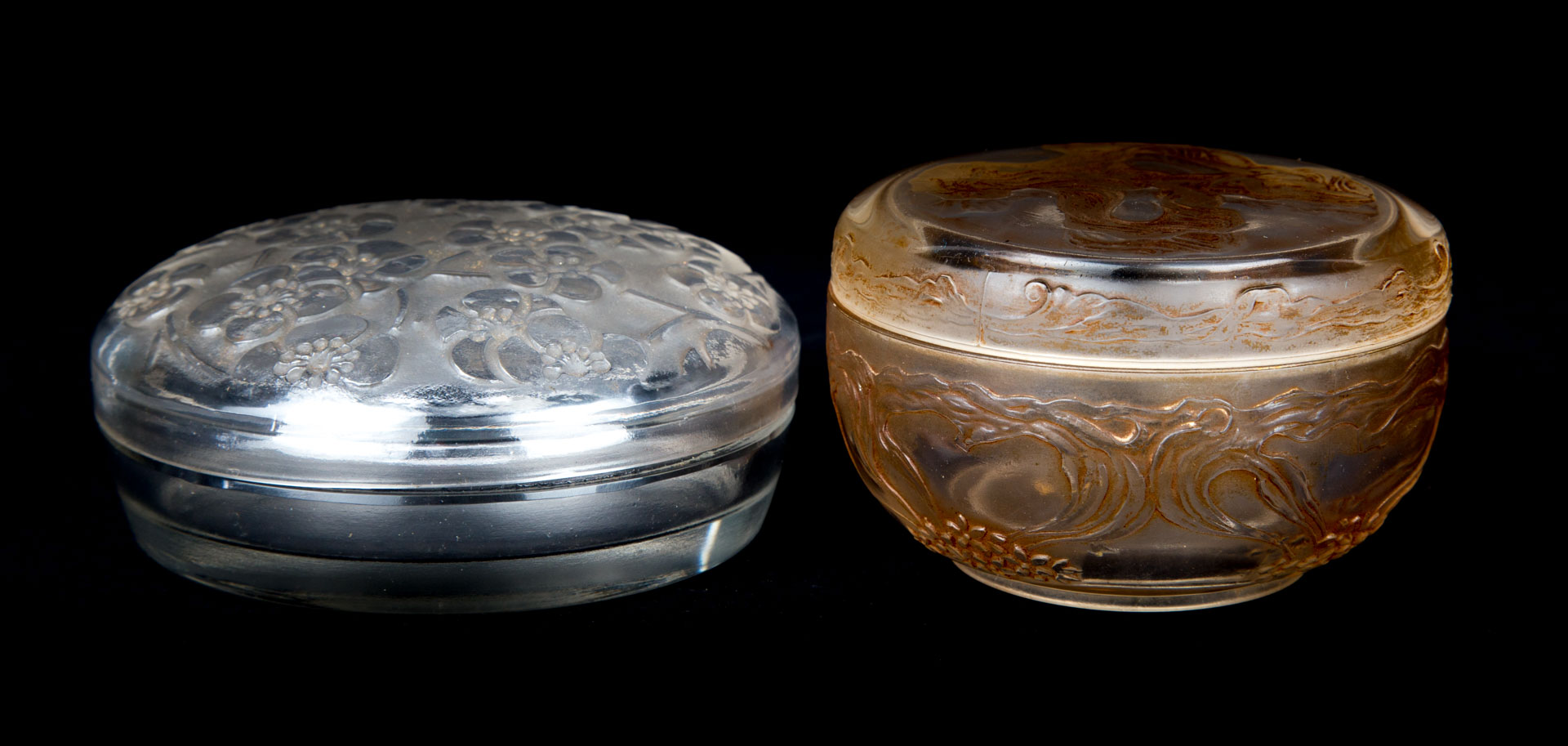 Appraisal: Lalique crystal circular vanity boxes second quarter- th century L'Origan