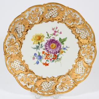 Appraisal: MEISSEN PORCELAIN BOWL W GOLD MEISSEN PORCELAIN BOWL WITH GOLD