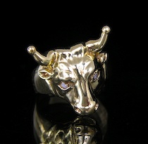 Appraisal: A Gentlemen's Gold Bull Ring by Maurice Katz k yellow