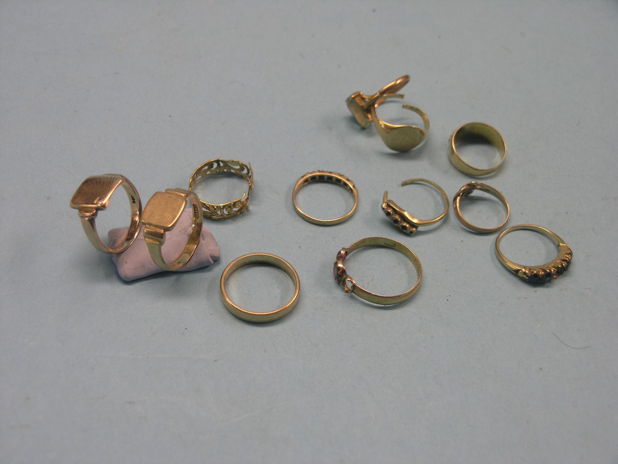 Appraisal: Twelve various gold-yellow metal rings as viewed