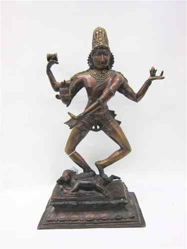 Appraisal: BRONZE STATUE OF HANUMAN the Hindu deity of courage having