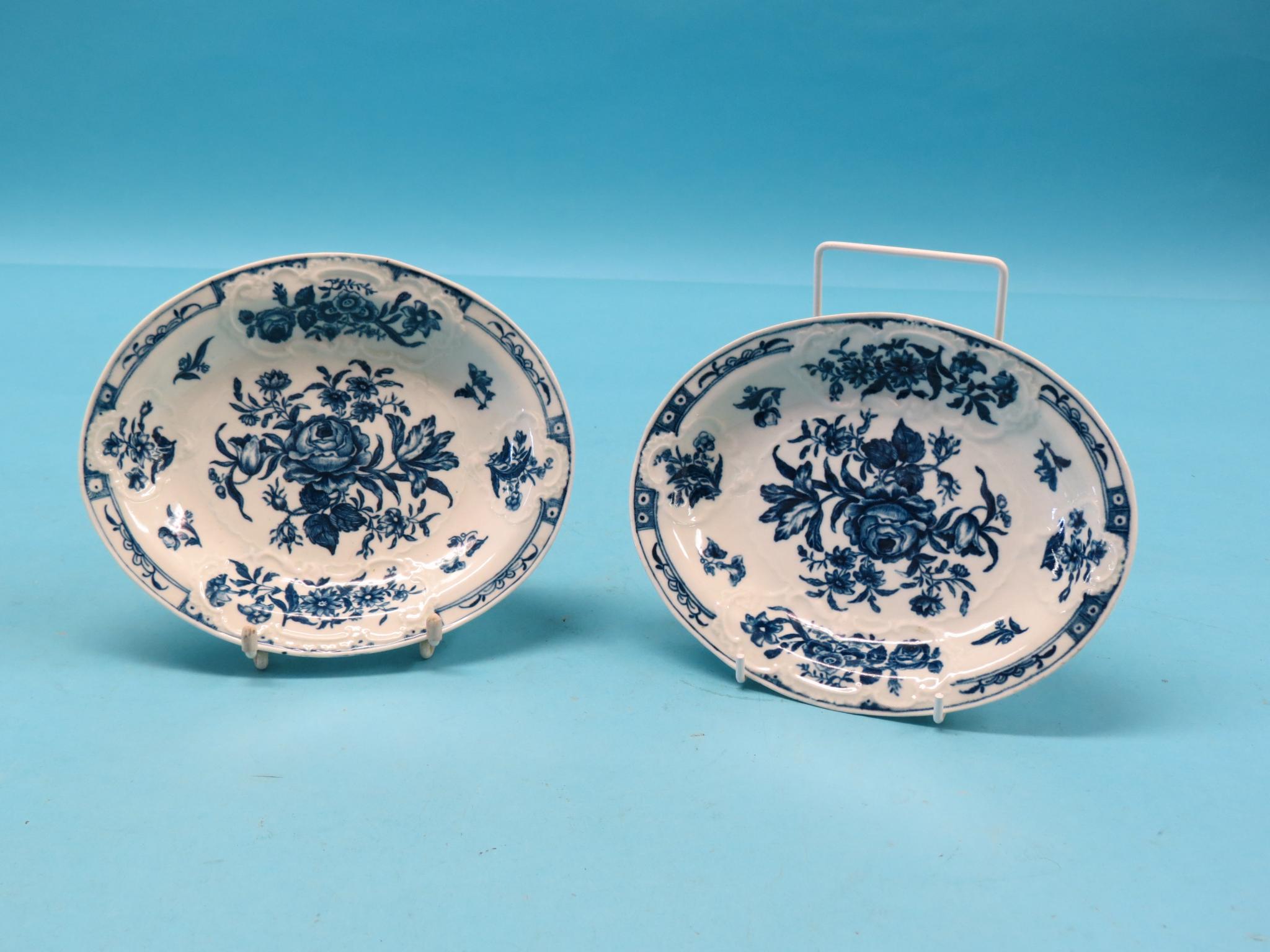 Appraisal: A pair of First Period Worcester dishes oval-shape printed with