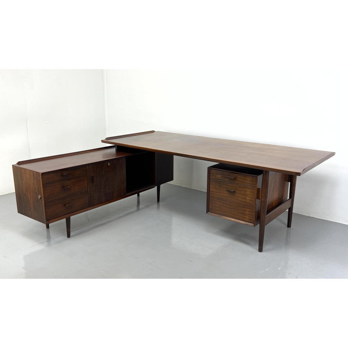 Appraisal: ARNE VODDER Executive Desk and Return Rosewood Dimensions H inches