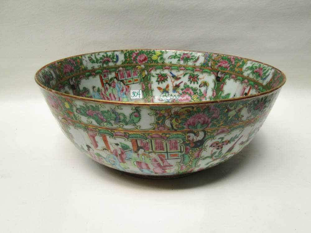 Appraisal: CHINESE PORCELAIN CENTERPIECE BOWL Rose Medallion with four panels of