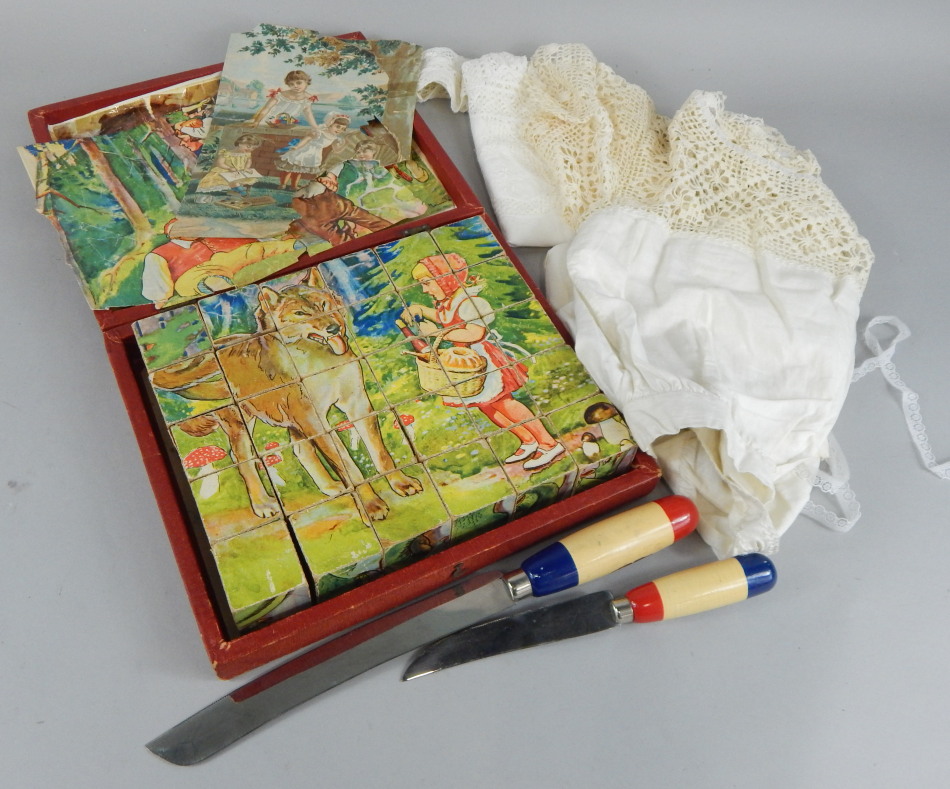 Appraisal: Miscellaneous items to include two Edward VIII commemorative knives a