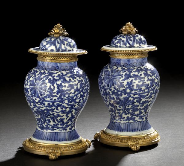 Appraisal: Pair of Chinese Blue and White Porcelain Covered Jars in