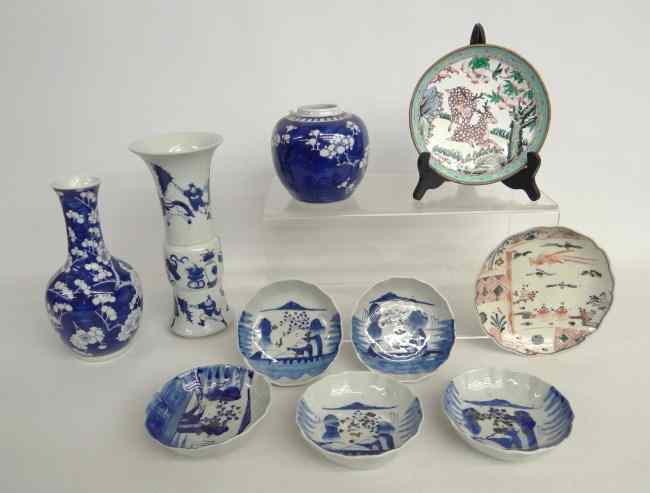 Appraisal: Misc Asian porcelain lot including '' and '' vases ginger