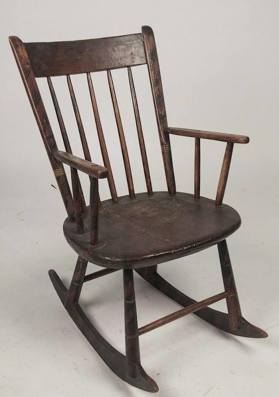 Appraisal: Antique Windsor Rocker Antique Windsor style rocker Faint hints of