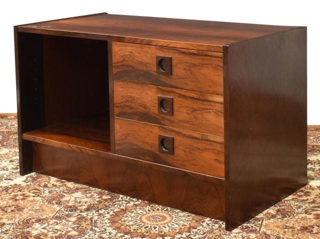 Appraisal: Danish mid-century modern rosewood chest of drawers c s rectangular