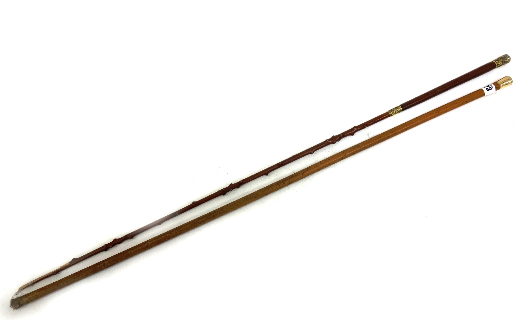 Appraisal: A Victorian malacca walking cane with ct gold knop hallmarked