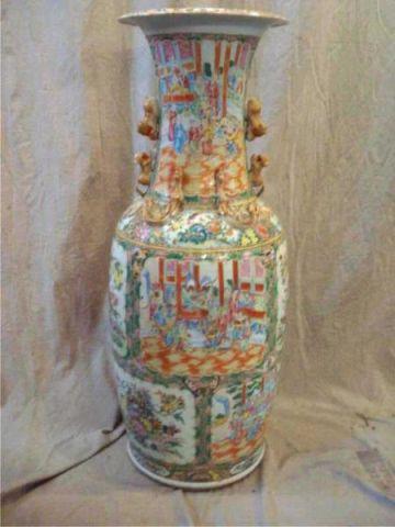 Appraisal: Chinese Export Porcelain Urn As is From a Westchester estate