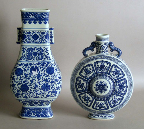 Appraisal: Two contemporary Chinese blue and white vases h and h