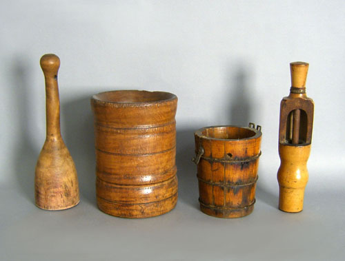 Appraisal: Woodenware to include mortar and pestle small bucket a maple