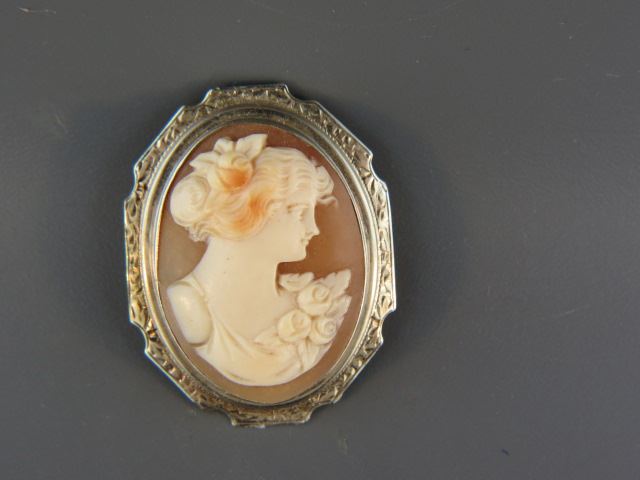 Appraisal: Cameo Brooch or Pendant carved shell portrait of a lady