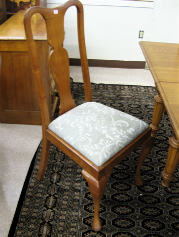 Appraisal: SET OF FOUR QUEEN ANNE STYLE WALNUT DINING CHAIRS American