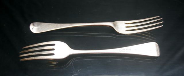 Appraisal: Three Georgian sterling silver dinner forks in Old English pattern