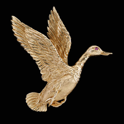 Appraisal: Gold Flying Duck Pin kt tested polished and realistically textured