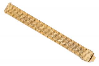 Appraisal: An Karat Yellow Gold Bracelet dwts An Karat Yellow Gold